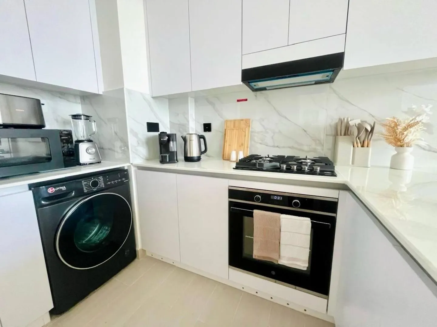 Stylish 1Br In Jvc Balcony, Pool & Free Parking Apartment Dubai